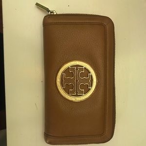 Tory Burch Wallet